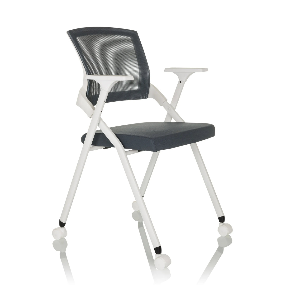 silla plegable PRIORITY II W gris con respaldo de malla, reposabrazos y ruedas de hjh OFFICE – vista de 360° (vista frontal en diagonal 45°)