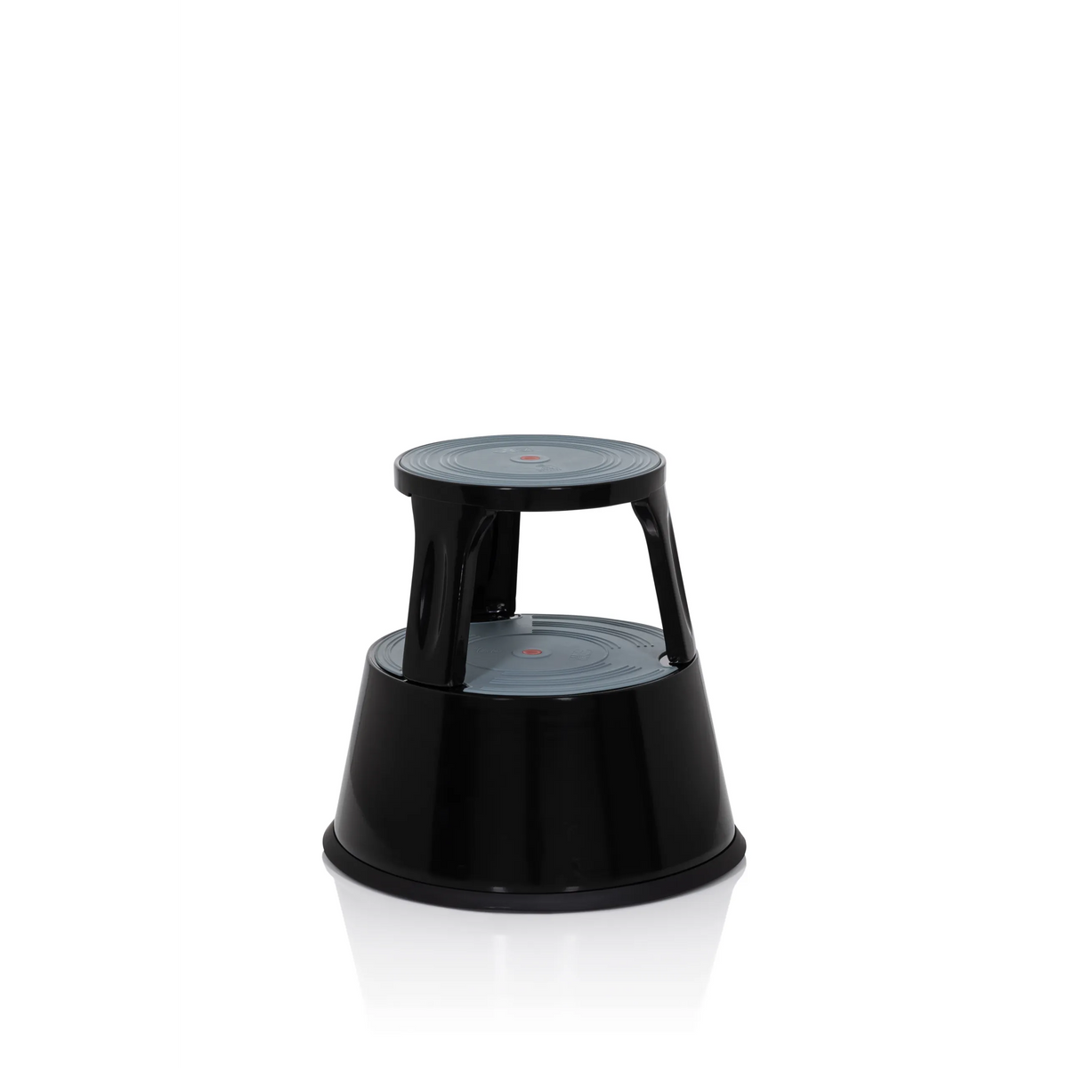 Taburete bajo negro TIO-M II con dos peldaños y superficies antideslizantes de hjh OFFICE – vista de 360° (vista frontal 20°)