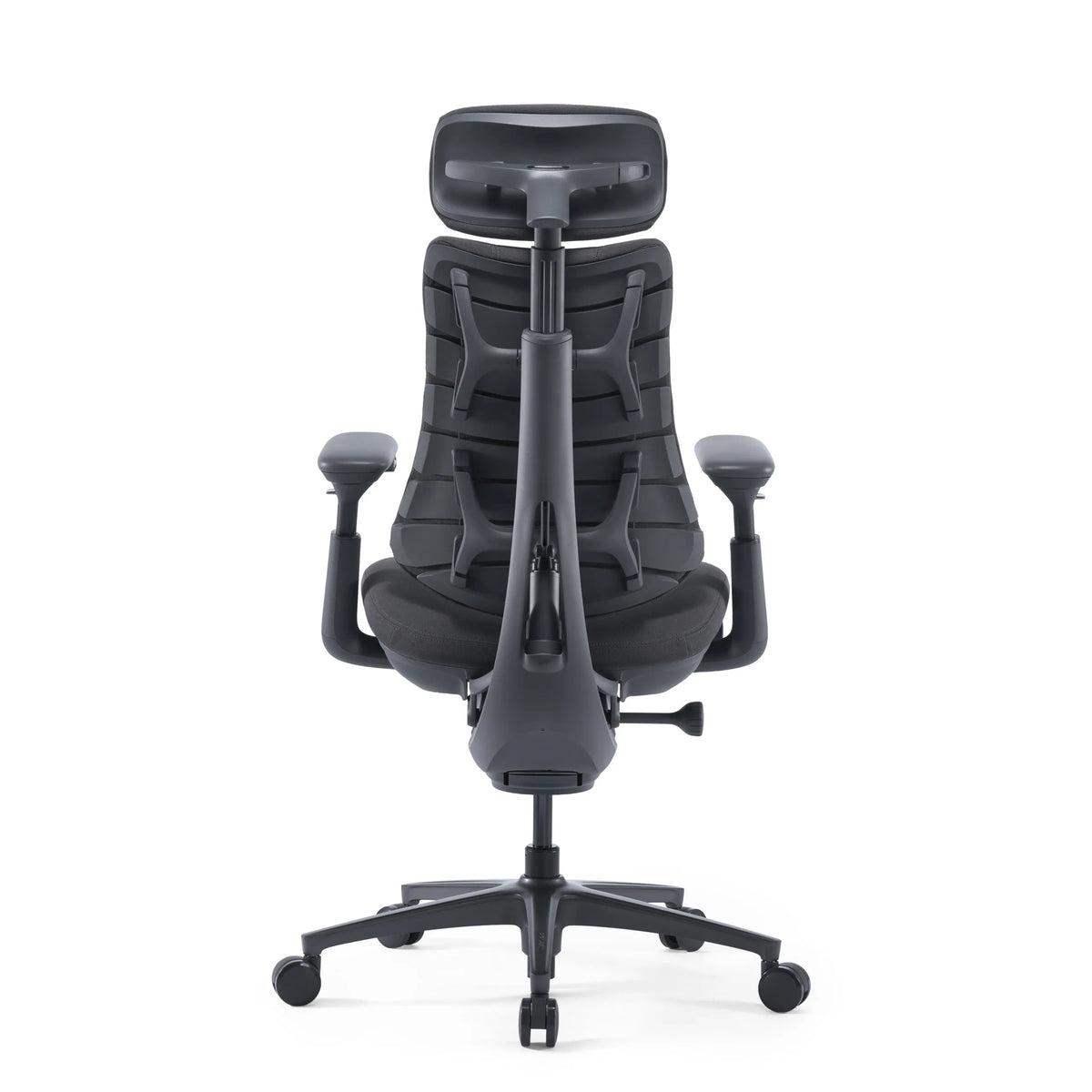 Vista posterior de la silla alta gama LiberNovo Omni Pro en color gris oscuro con reposacabezas de Libernovo