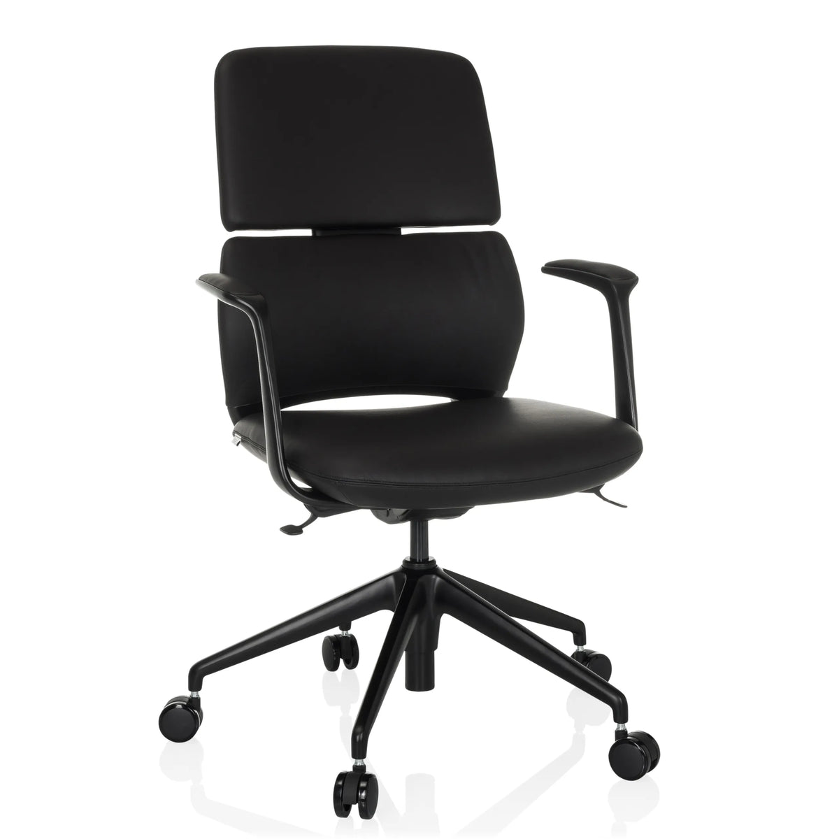 Silla de oficina profesional ATMOS DESIGNER negra con reposabrazos y base de cinco ruedas de hjh OFFICE – vista de 360° (vista frontal 15°)