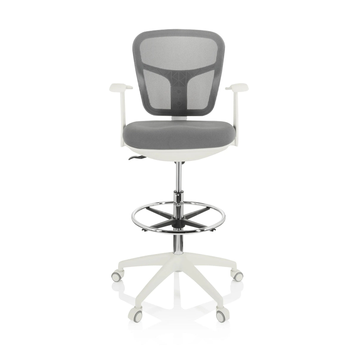 Silla de mostrador TOP WORK 108 W gris con respaldo de malla, aro reposapiés y base blanca de cinco ruedas de hjh OFFICE – vista de 360° (vista frontal 0°)