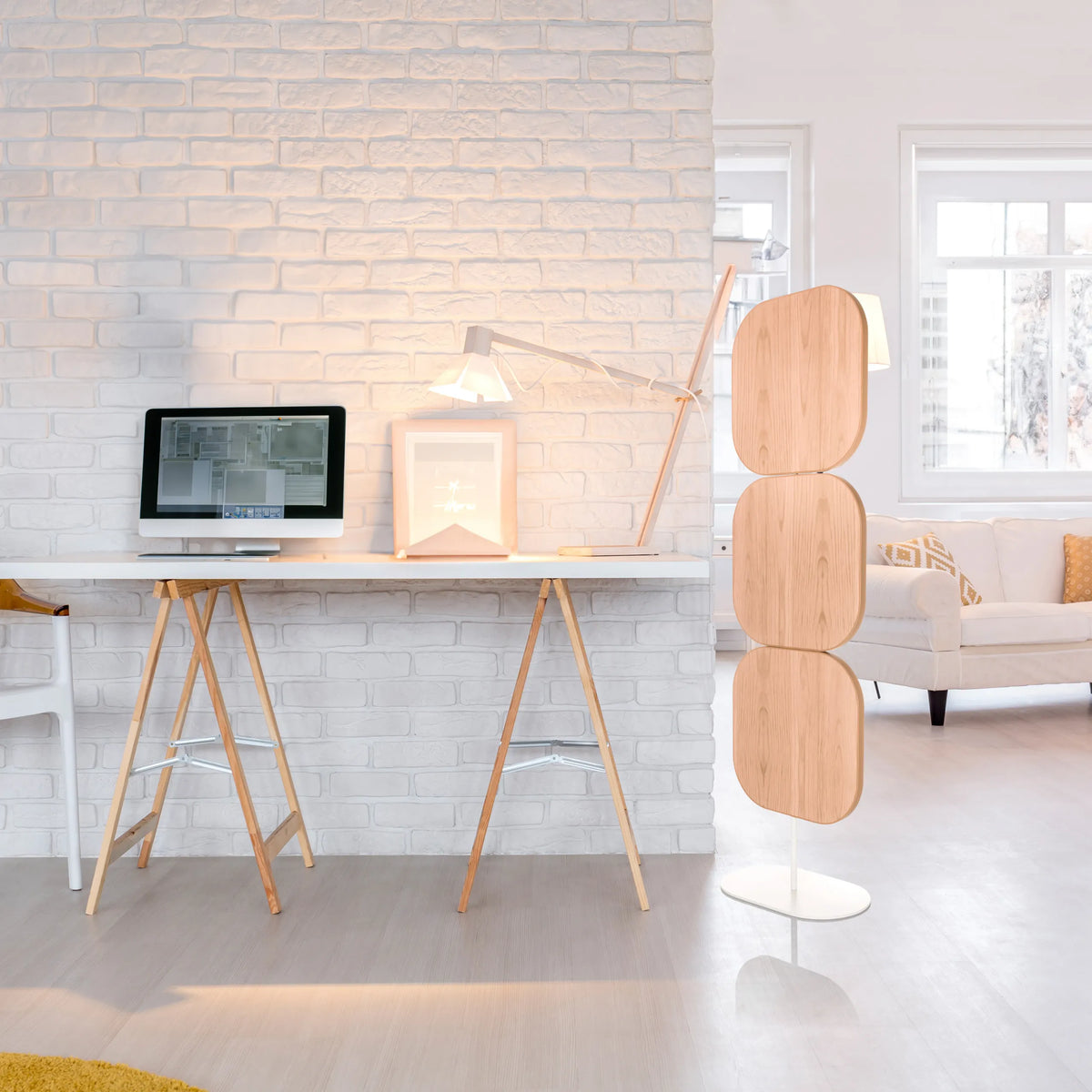 Separador beige FLEXMIUT W con tres elementos redondeados sobre una base blanca de hjh OFFICE
