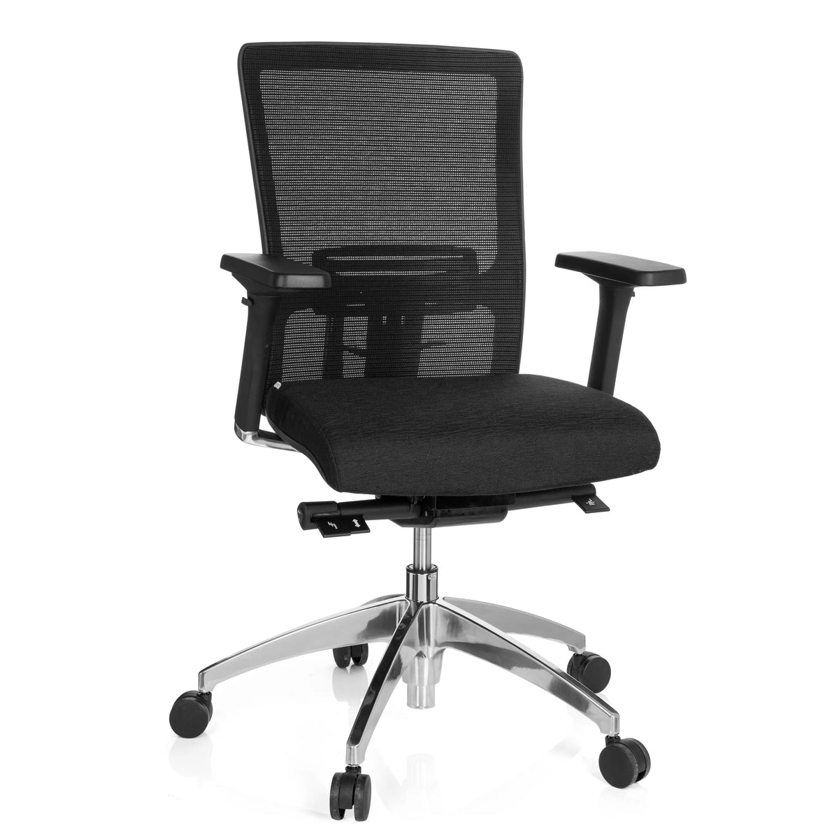 Silla de oficina profesional ASTRA BASE N negra con respaldo de malla y base brillante de cinco ruedas de hjh OFFICE – vista de 360° (vista frontal 20°)