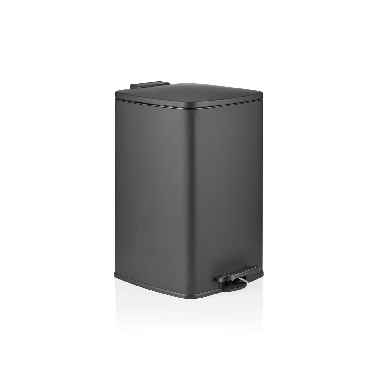 Papelera negra Clean Step 3 con tapa y pedal de hjh OFFICE – vista de 360° (vista frontal en diagonal 45°)