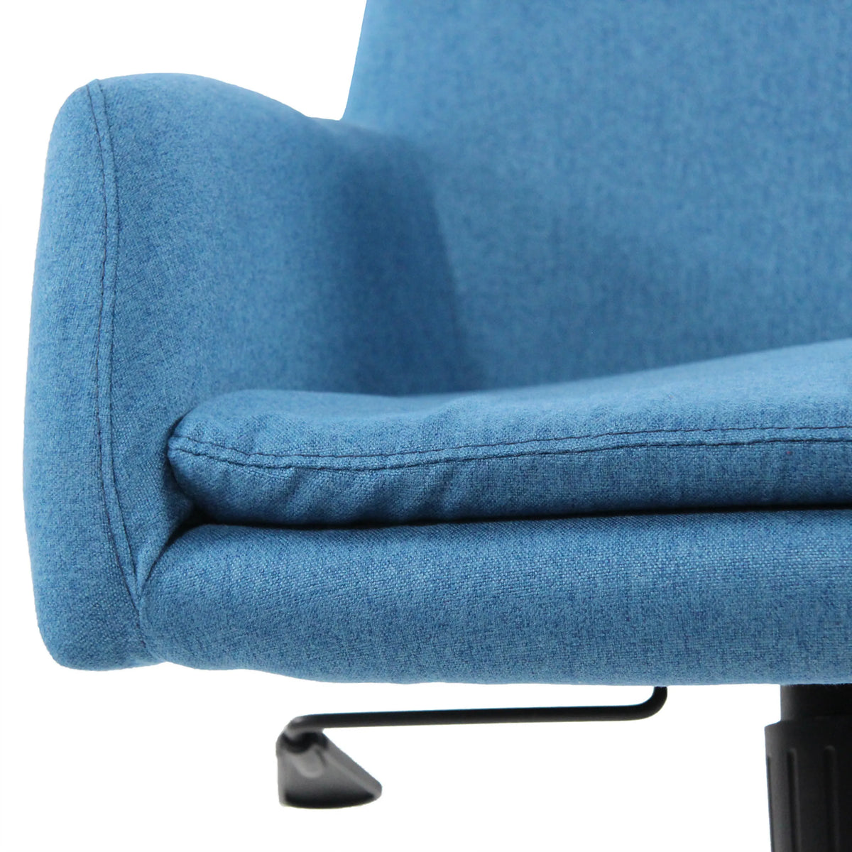Cubierta de tela azul y reposabrazos de la Silla Home Office SHAKE 400 de hjh OFFICE