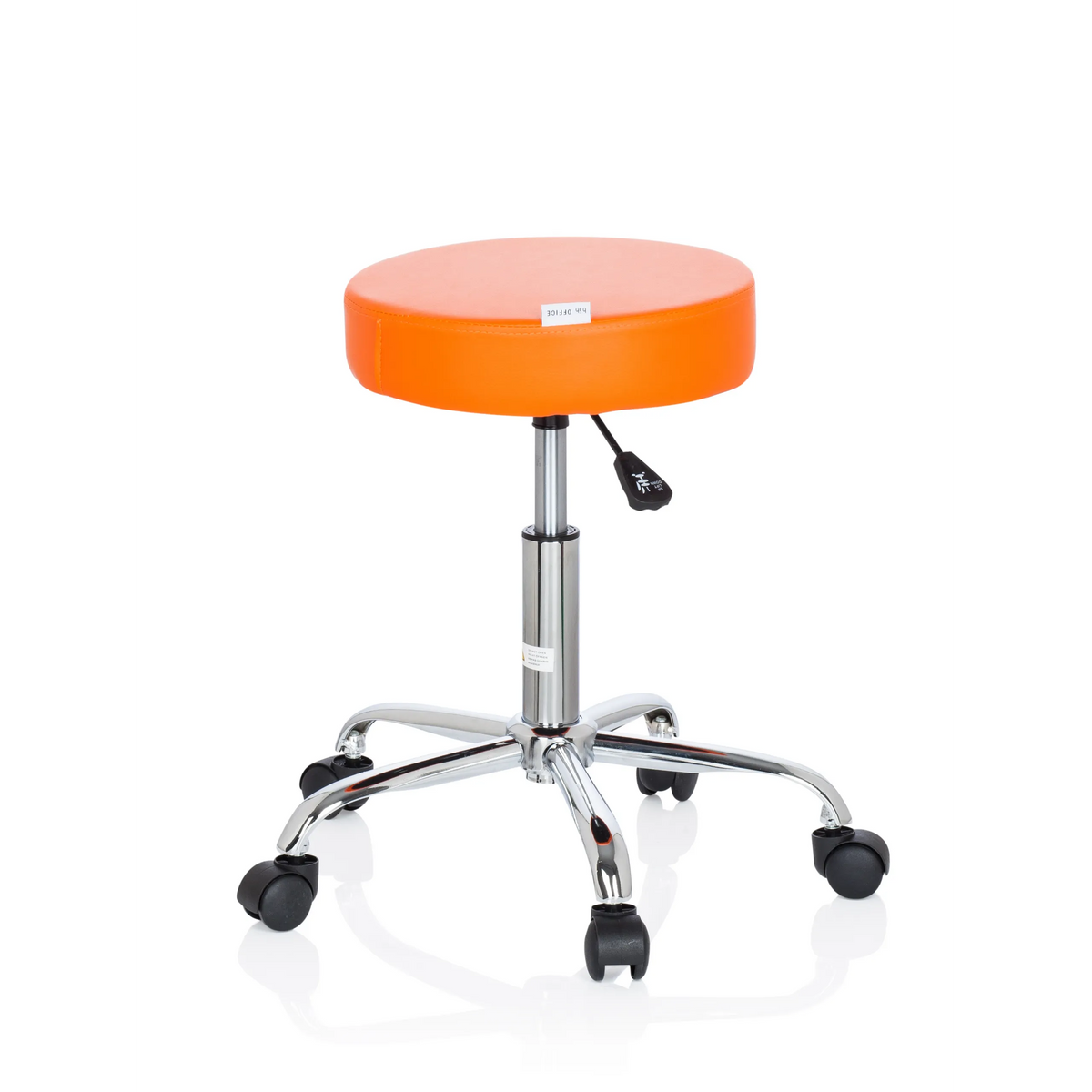 Taburete giratorio naranja OPERATOR II con pistón de gas y base de cinco ruedas de hjh OFFICE – vista de 360° (vista trasera en diagonal 120°)