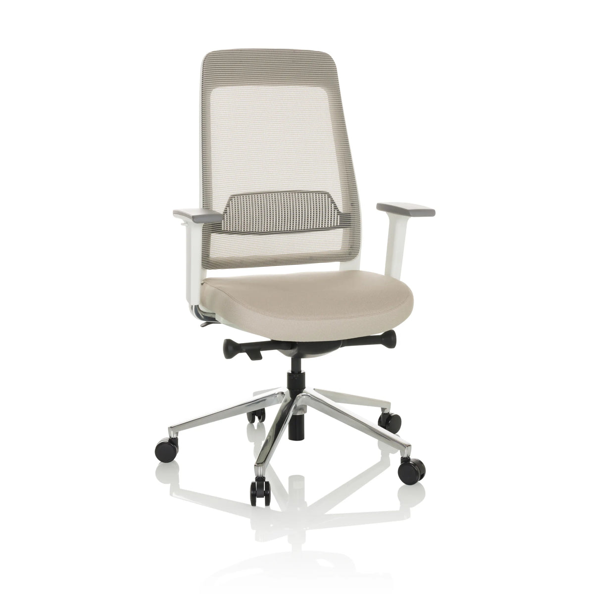 Silla de oficina profesional CHIARO T2 WHITE beige con respaldo de malla y base plateada de cinco ruedas de hjh OFFICE – vista de 360° (vista frontal 15°)