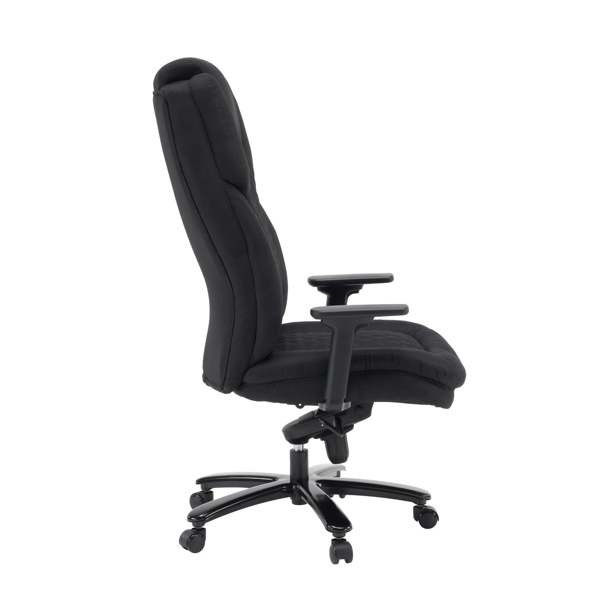 Vista lateral de la silla giratoria XXL Pullmann Gen2 con tapicería de tela negra y reposabrazos de hjh OFFICE