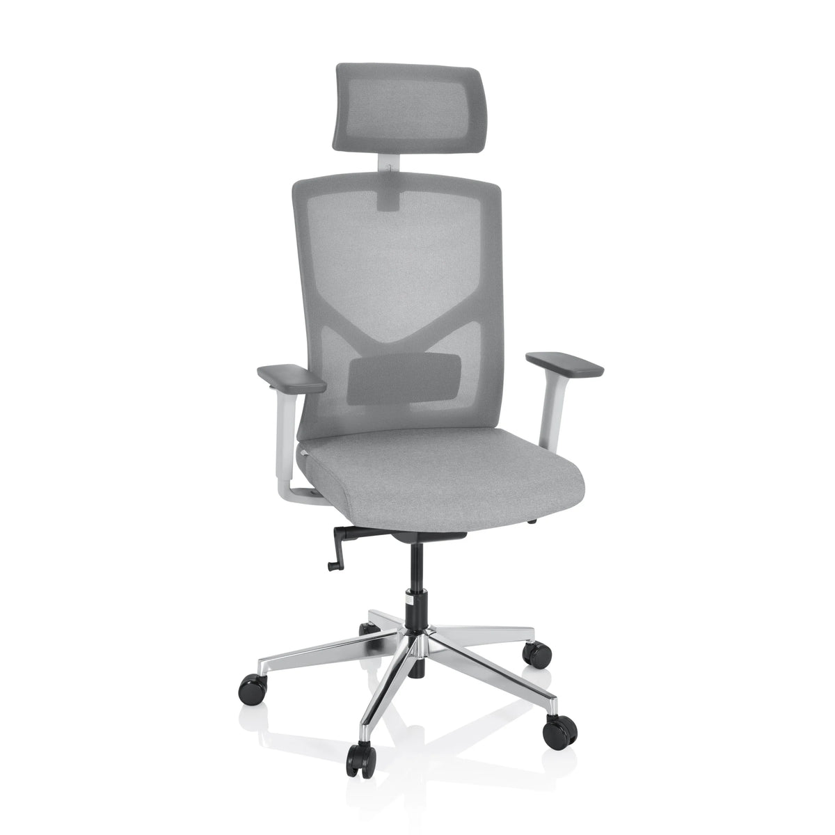 Silla de oficina profesional BRETON PRO W en color gris con respaldo de malla, reposacabezas y base de cinco ruedas de hjh OFFICE – vista de 360° (vista frontal 20°)