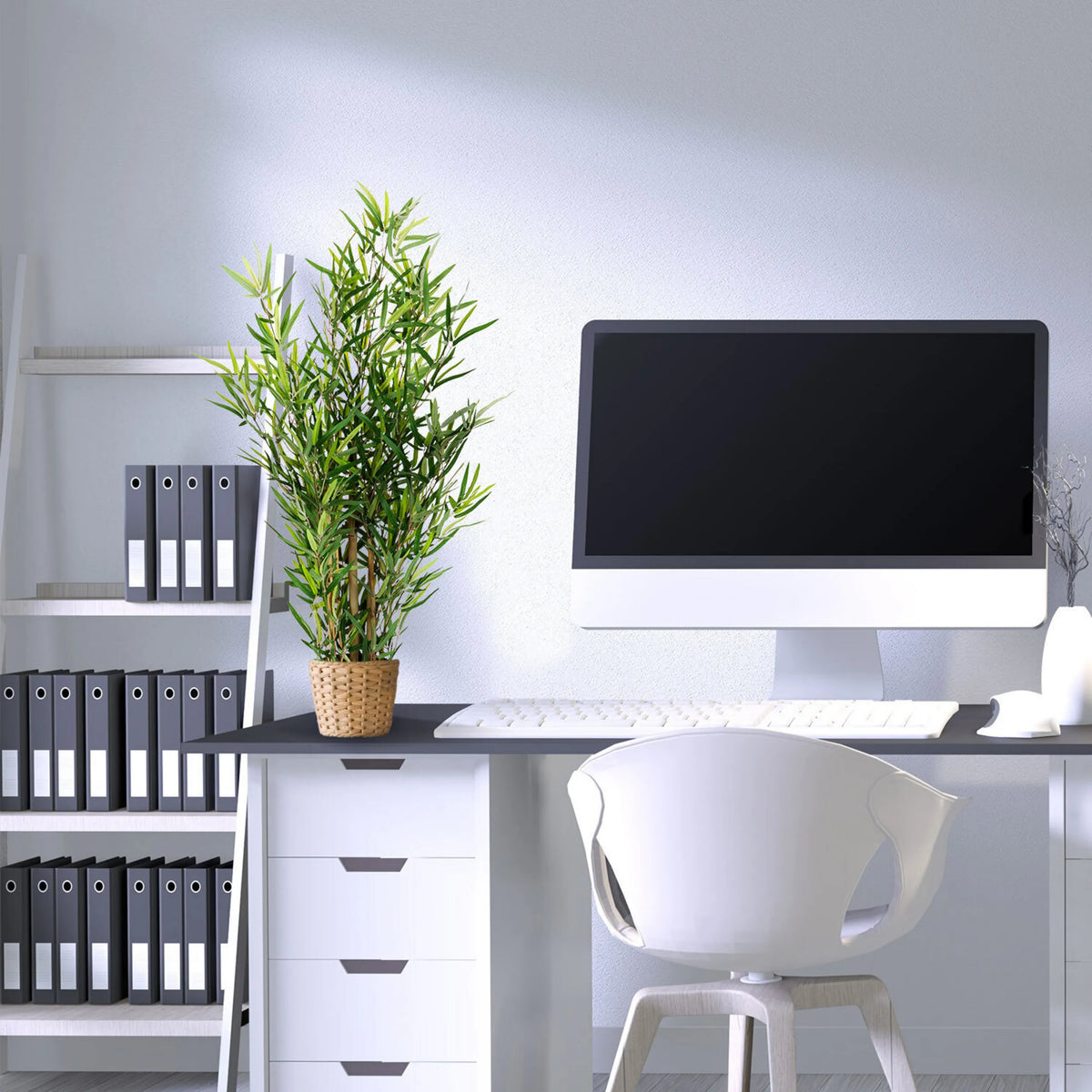 Planta artificial MINI BAMBUS en color verde con maceta de cesta tejida de hjh OFFICE