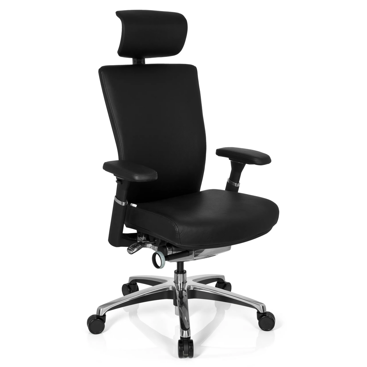Silla de oficina profesional NOVA negra de cuero con reposacabezas y base de cinco ruedas de hjh OFFICE – vista de 360° (vista frontal en diagonal 40°)