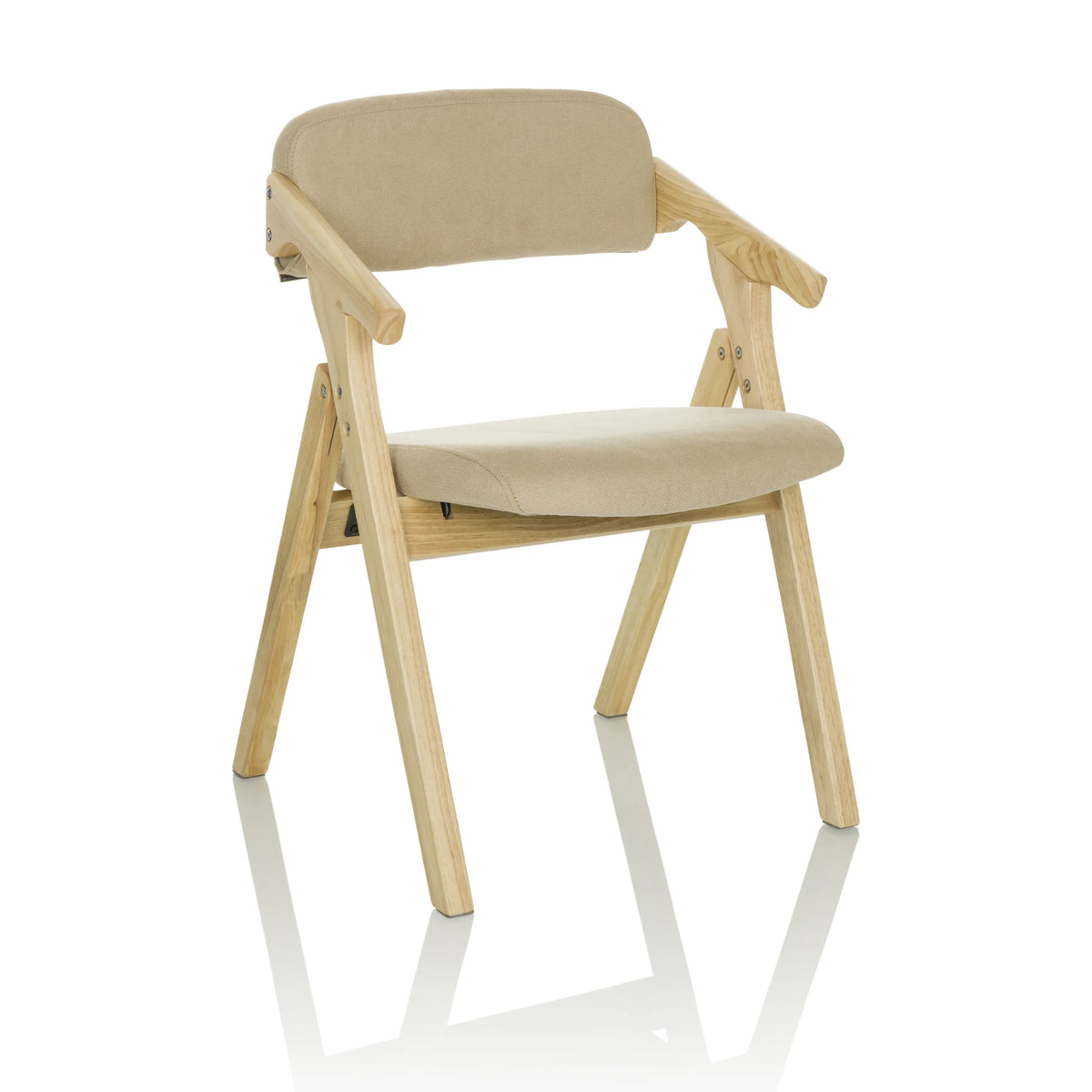 Silla plegable SCANDIO beige con reposabrazos y estructura de madera de hjh OFFICE – vista de 360° (vista frontal en diagonal 30°)