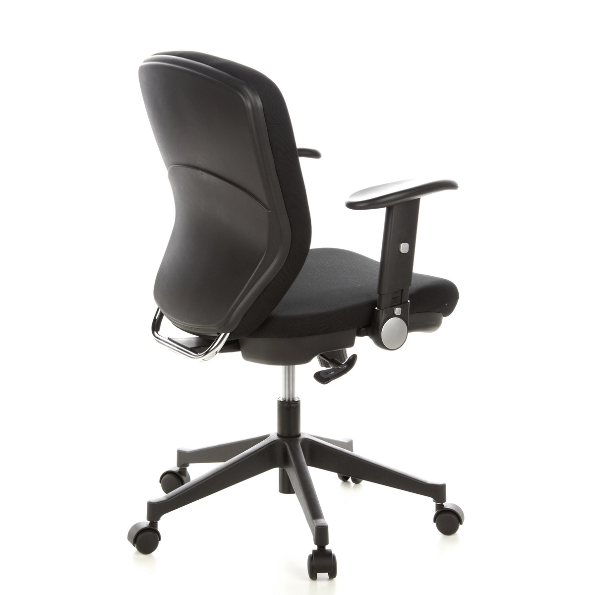 Silla de oficina profesional TRAFFIC 20 negra con reposabrazos y base de cinco ruedas de hjh OFFICE – vista de 360° (vista trasera en diagonal 120°)