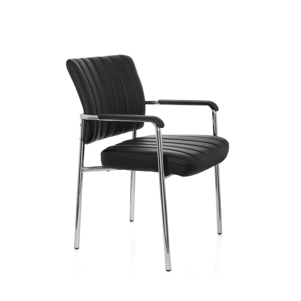 Silla de cuatro patas SOMOS V negra con tapizado de cuero sintético, acolchado capitoné y reposabrazos de hjh OFFICE – vista de 360° (vista frontal en diagonal 60°)
