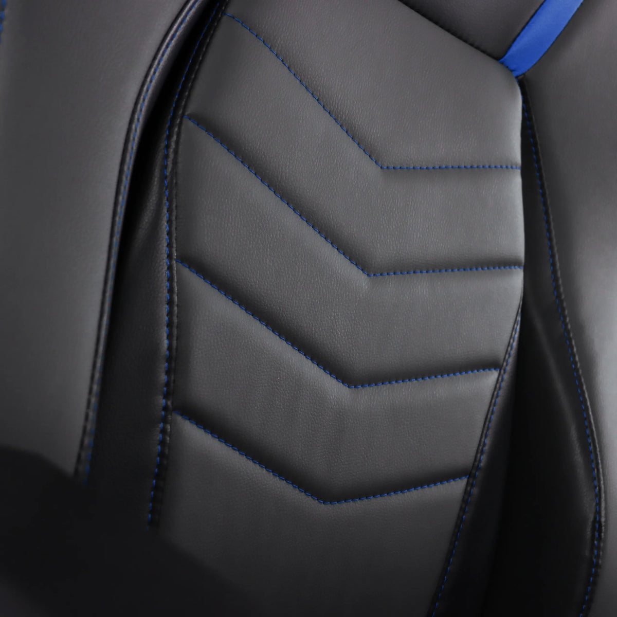 Cuero sintético gris con costuras decorativas azules y patrón acolchado de la Silla gaming GAMEBREAKER POLARYS I de hjh OFFICE