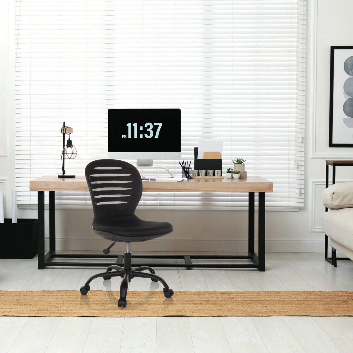Silla Home Office CASLA negra con respaldo curvado y ruedas de hjh OFFICE