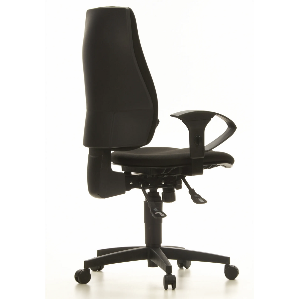 Silla de oficina profesional SYDNEY PRO negra con reposabrazos y base de cinco ruedas de Topstar – vista de 360° (vista trasera en diagonal 120°)