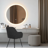 Silla de comedor negra CHARVELLE delante de un tocador blanco con espejo redondo y un taburete de hjh LIVING