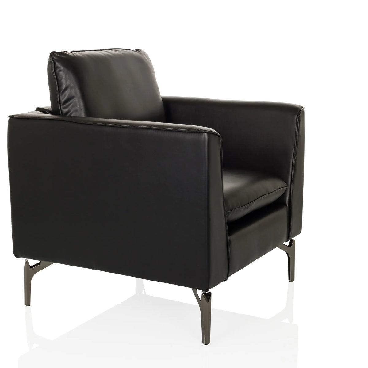 Sillón de diseño BAVERO negro con tapicería de cuero sintético y patas de metal de hjh OFFICE – vista de 360° (vista frontal en diagonal 60°)