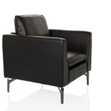 Sillón de diseño BAVERO negro con tapicería de cuero sintético y patas de metal de hjh OFFICE – vista de 360° (vista frontal en diagonal 60°)