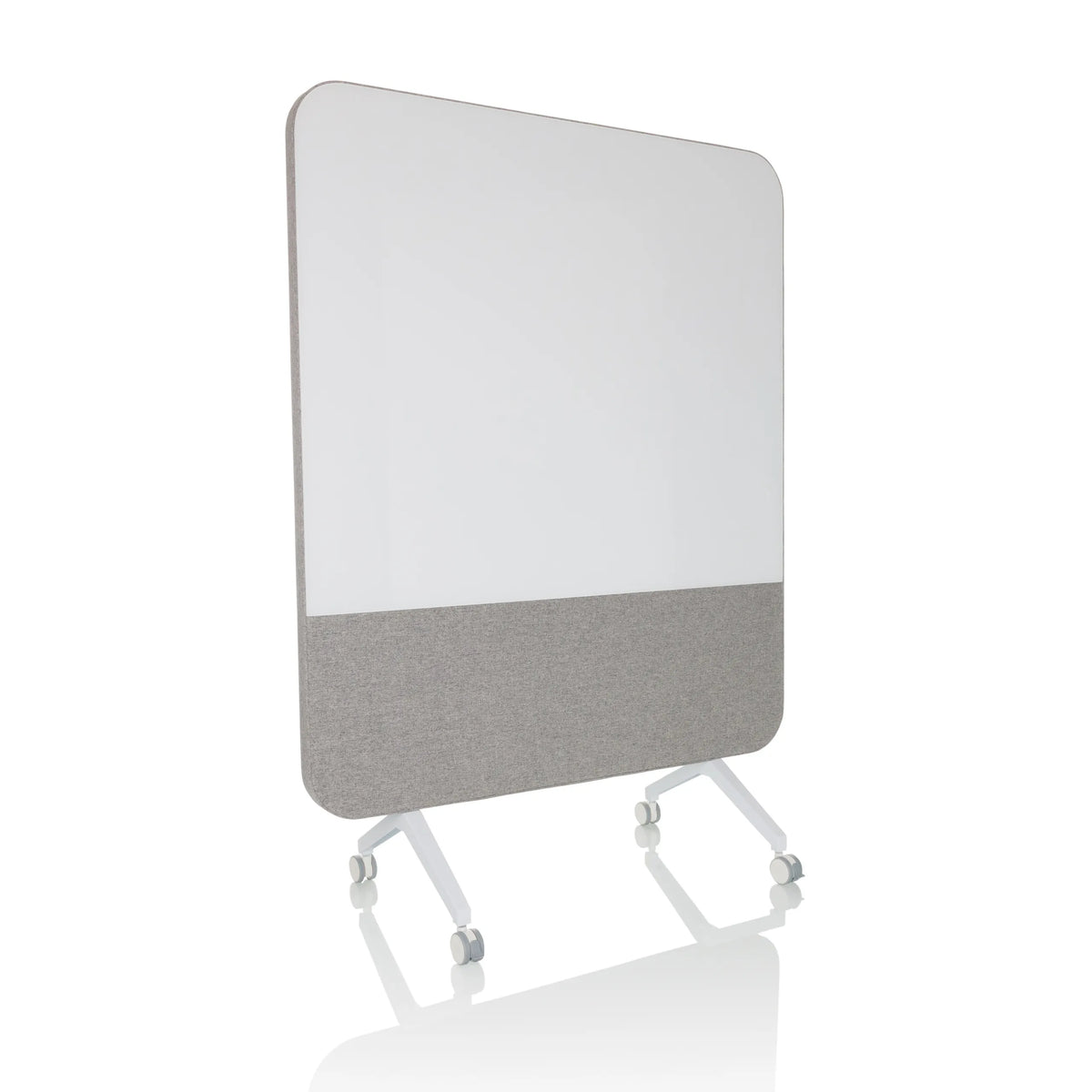 Pizarra blanca VISION BOARD gris con superficie de escritura blanca y ruedas de hjh OFFICE – vista de 360° (vista frontal en diagonal 30°)