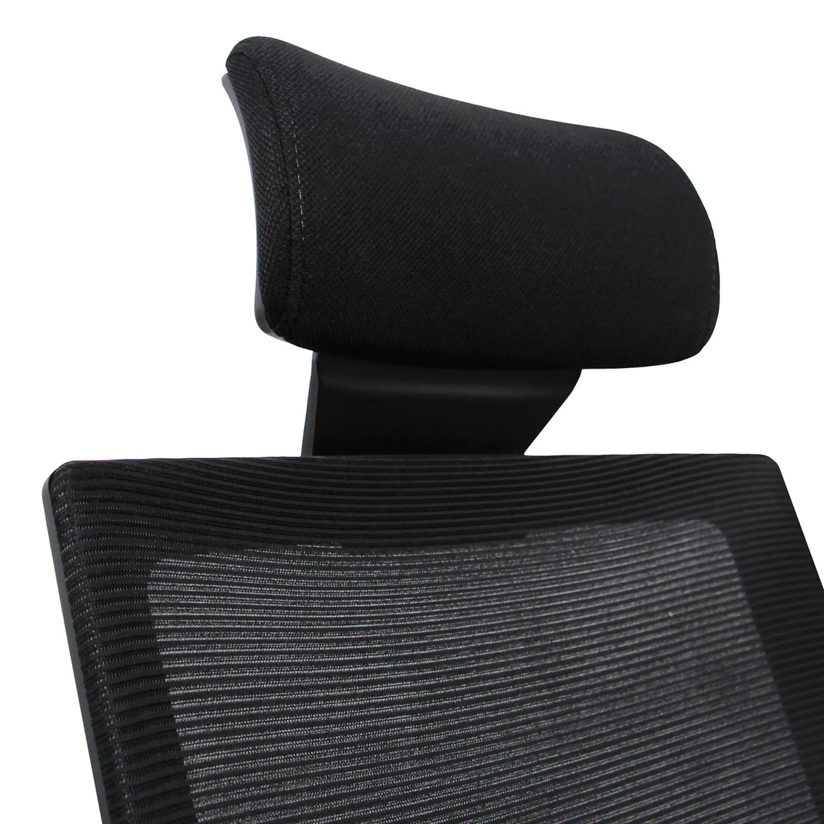 Reposacabezas y respaldo de malla negra del Sillón de oficina profesional CAPTIVA de hjh OFFICE