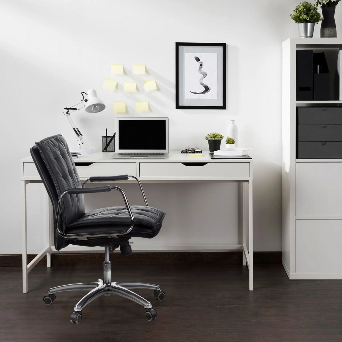 Sillón de oficina profesional VILLA 10 en negro con tapicería acolchada y base de cromo de hjh OFFICE