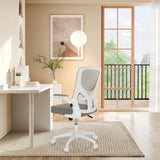 Silla Home Office BELIO W gris con respaldo de malla y reposabrazos blancos en una habitación luminosa de hjh OFFICE