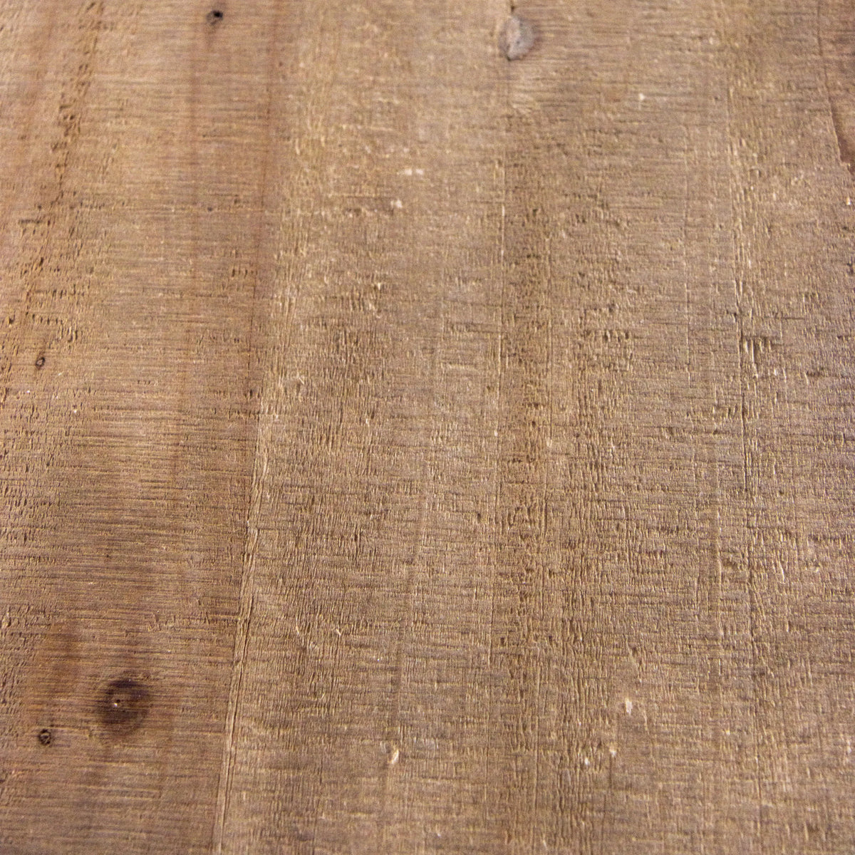 Estructura de madera en color marrón oscuro del aparador CONTINENTO S de hjh LIVING
