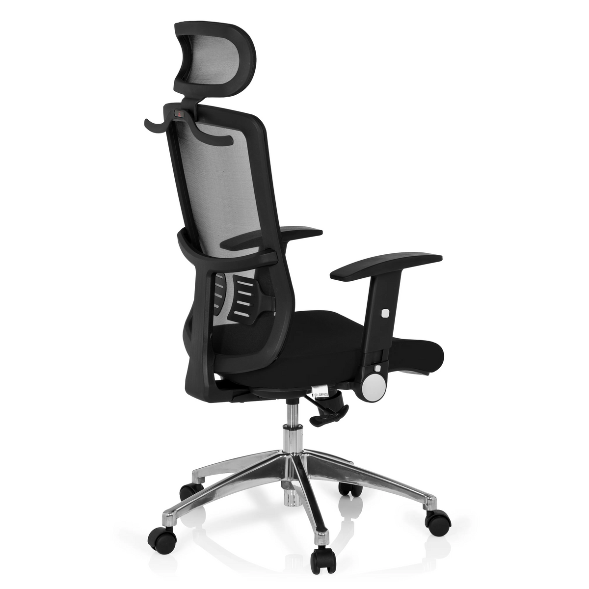 Silla de oficina profesional CAYEN negra con respaldo de malla, reposacabezas y base de cinco ruedas de hjh OFFICE – vista de 360° (vista trasera en diagonal 120°)