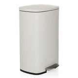 Papelera CLEAN XV beige con tapa y pedal de hjh OFFICE – vista de 360° (vista frontal en diagonal 45°)