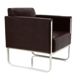 Sillón tapizado marrón ARUBA con estructura de metal blanca de hjh OFFICE – vista de 360° (vista frontal en diagonal 60°)