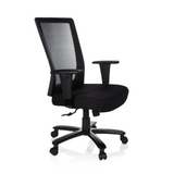 Silla giratoria XXL EXTENDER negra con respaldo de malla y base de cinco ruedas de hjh OFFICE – vista de 360° (vista frontal en diagonal 60°)