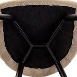 Parte inferior de la estructura y del asiento de la Silla de comedor SCALLORE en beige de hjh LIVING