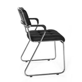 Silla de confidente negra ZANTA con costuras cuadradas y estructura cromada de hjh OFFICE – vista de 360° (vista lateral 100°)