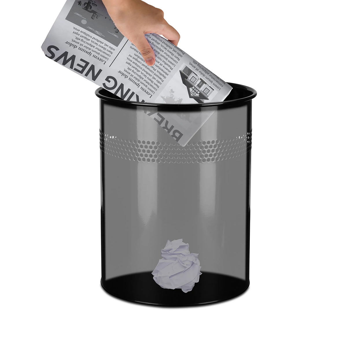 Papelera CLEAN III negra con un patrón de perforaciones en la parte superior y una bola de papel en el interior de hjh OFFICE