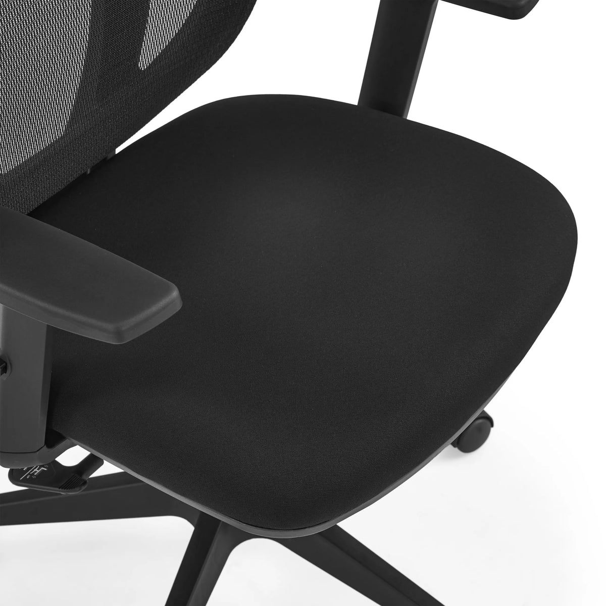 Asiento y reposabrazos negros de la silla de oficina profesional Filaro de hjh OFFICE