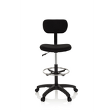 Silla de mostrador TOP WORK 05 negra con reposapiés y base de cinco ruedas de hjh OFFICE – vista de 360° (vista frontal 0°)