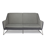 Hellgraues Loungesofa LAGUN mit dunkelgrauen Akzenten und schlanken Metallfüßen von hjh OFFICE – 360-Grad-Ansicht (Frontansicht 0°)