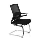 Silla de viga voladiza INVENTOR V negra con respaldo de malla, reposabrazos y base de patín de hjh OFFICE – vista de 360° (vista frontal en diagonal 60°)