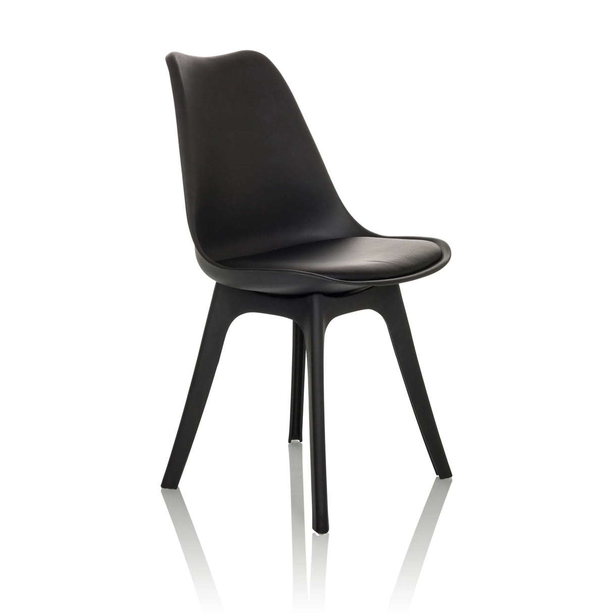 Silla nórdica SCANDI P negra con cuatro patas de hjh OFFICE – vista de 360° (vista frontal en diagonal 45°)
