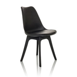 Silla nórdica SCANDI P negra con cuatro patas de hjh OFFICE – vista de 360° (vista frontal en diagonal 45°)