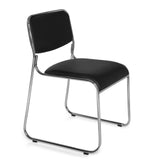 Silla de confidente negra KOLTA con tapizado y estructura de cromo de hjh OFFICE – vista de 360° (vista frontal en diagonal 60°)
