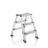 Escalera plegable SOLID IV plateada de aluminio con tres peldaños de hjh OFFICE – vista de 360° (vista frontal en diagonal 40°)