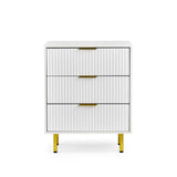 Cómoda blanca Hjelle K con tres cajones acanalados, tiradores dorados y cuatro patas de color dorado de hjh LIVING – vista de 360° (vista frontal 0°)