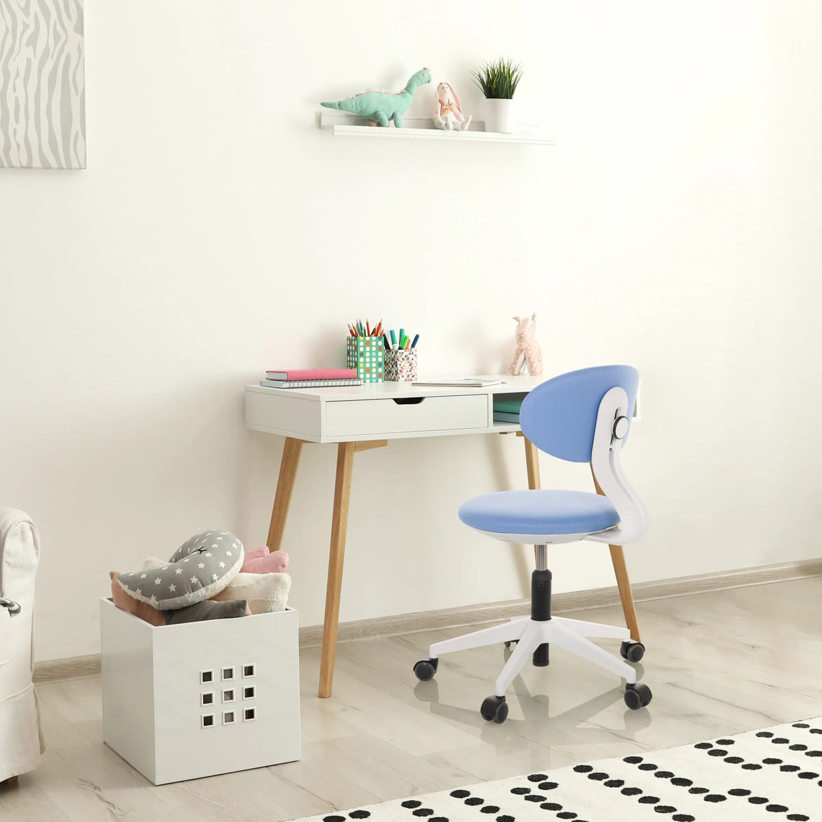 Silla giratoria para niños MINIMOVO azul con base blanca y ruedas de hjh OFFICE