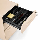 Cajón abierto con organizador y material de oficina del archivador rodante COLOR PLUS I en beige de hjh OFFICE