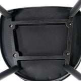 Parte inferior del asiento de la Silla de comedor ARTIFO RIB en color negro con cuatro tornillos de fijación de hjh LIVING