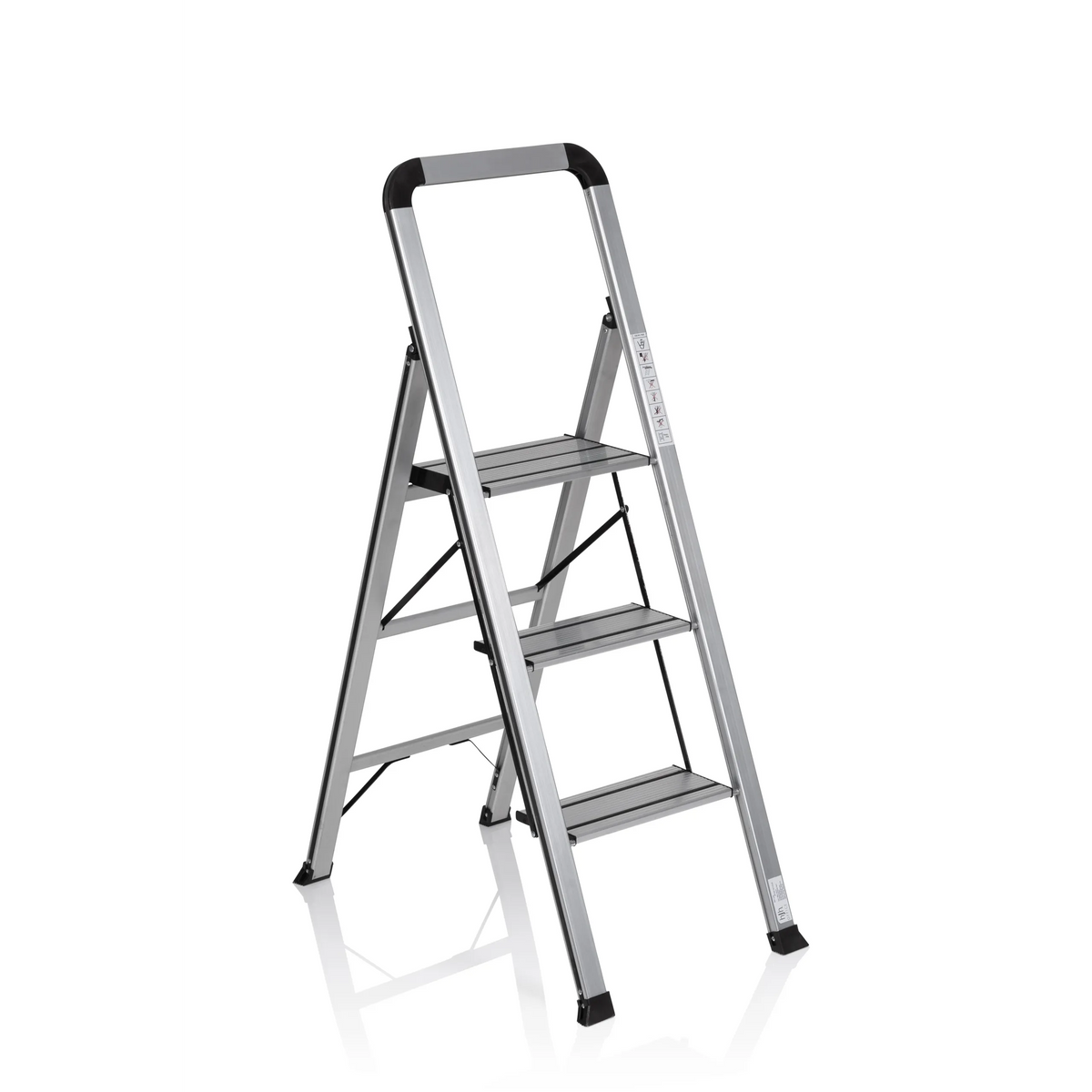 Escalera plegable SOLID V de aluminio plateada con tres peldaños y asa de hjh OFFICE – vista de 360° (vista frontal en diagonal 40°)