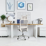 Silla Home Office BELAIA W gris con respaldo de malla y reposabrazos blancos de hjh OFFICE